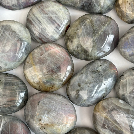 Labradorite Palmstones 18 Pieces - Bundle #1 from UK Wholesale Crystals